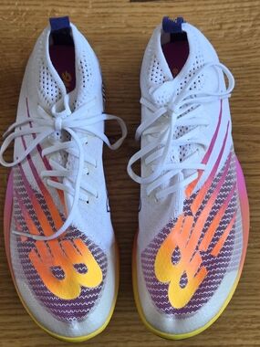 New Balance FuelCell MD-X White Vibrant Apricot - UMDELRE2